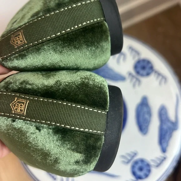 Birdies Starling Green Velvet Flats Size 8 Excellent Condition - Picture 7 of 7
